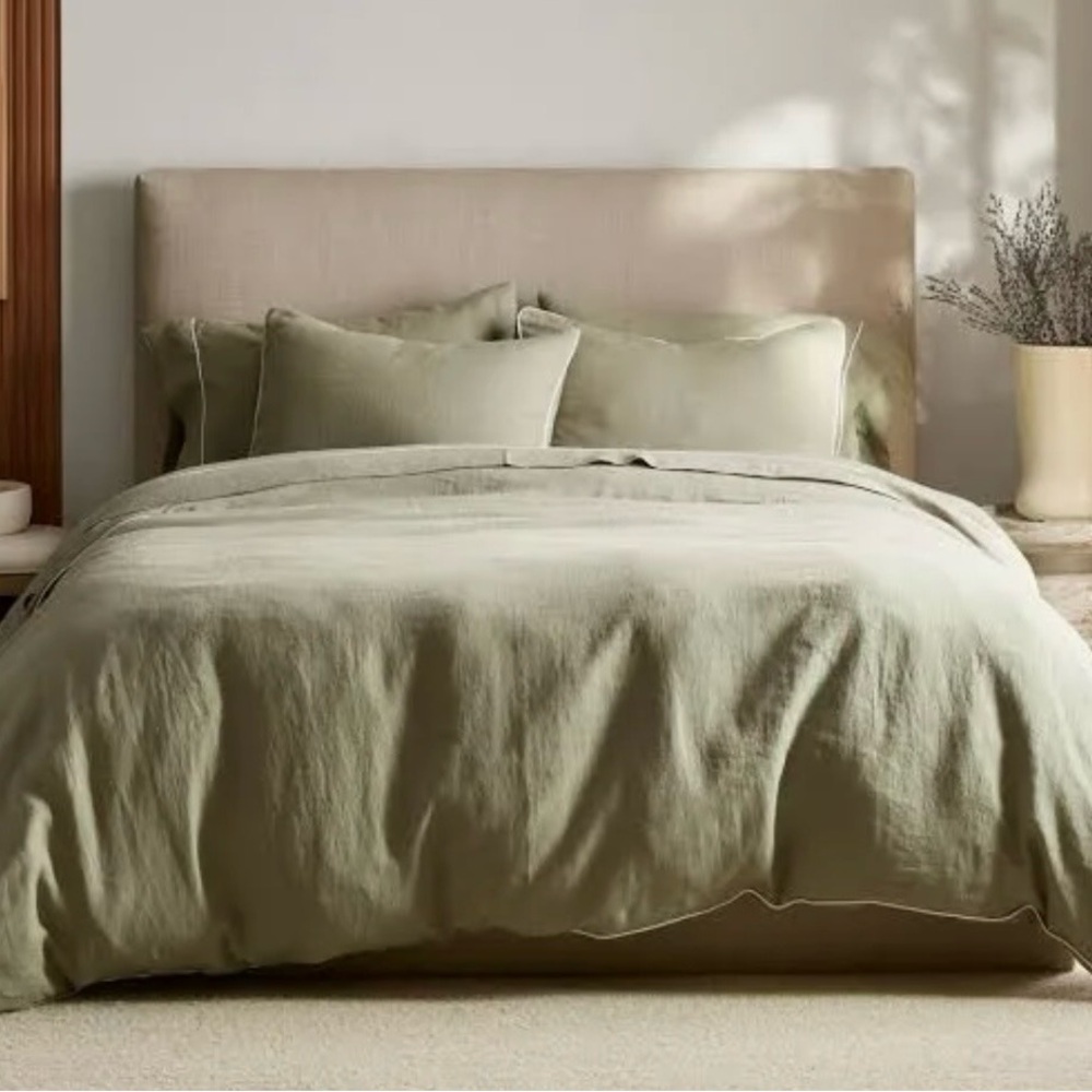 Quince European Flax Willowsage/ White Piped Twin Duvet Cover Sold Out !